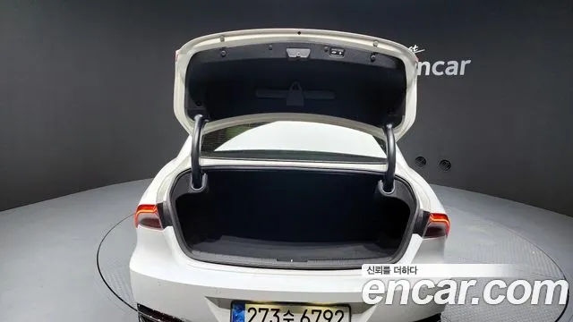 Hyundai Grandeur Новый Grandeur IG — Фото автомобиля 20