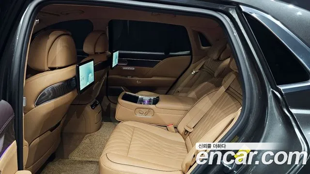 Genesis G90 Бензин 3.5 турбо AWD — Фото автомобиля 12