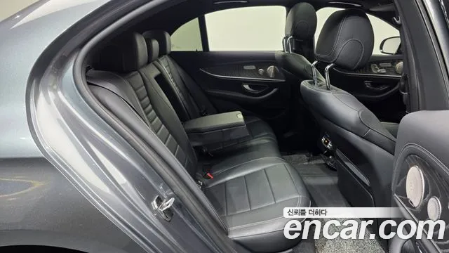 Mercedes-Benz E-Class E-класс W213 — Фото автомобиля 12