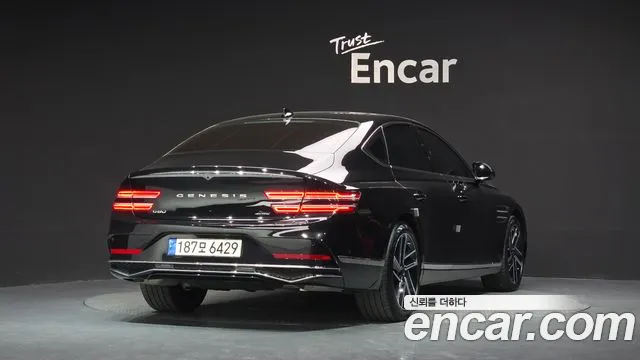 Genesis G80 RG3 — Фото автомобиля 2