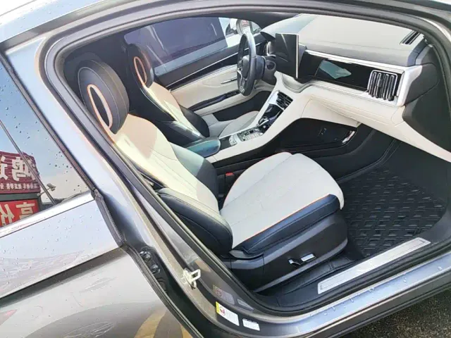 BYD Song PLUS — Фото автомобиля 24