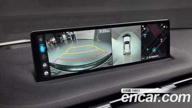 Genesis GV70 — Фото автомобиля 15