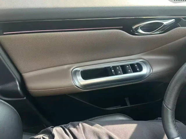 GAC Trumpchi E8 — Фото автомобиля 8