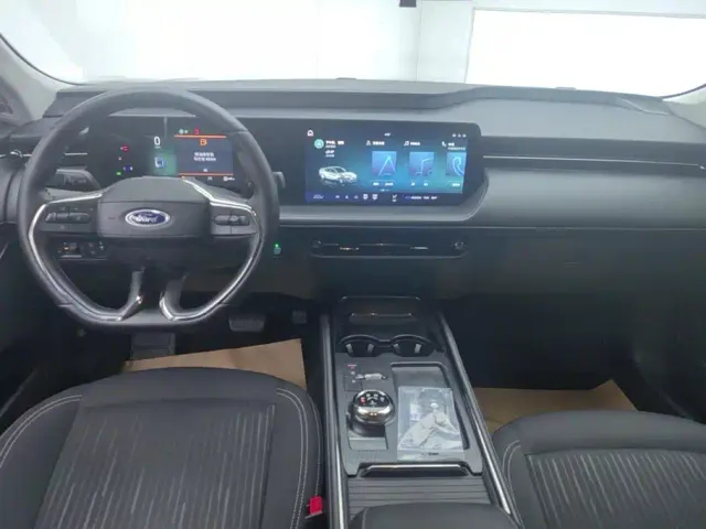 Ford Mondeo — Фото автомобиля 12