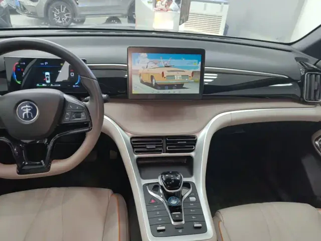 BYD Song Pro — Фото автомобиля 12