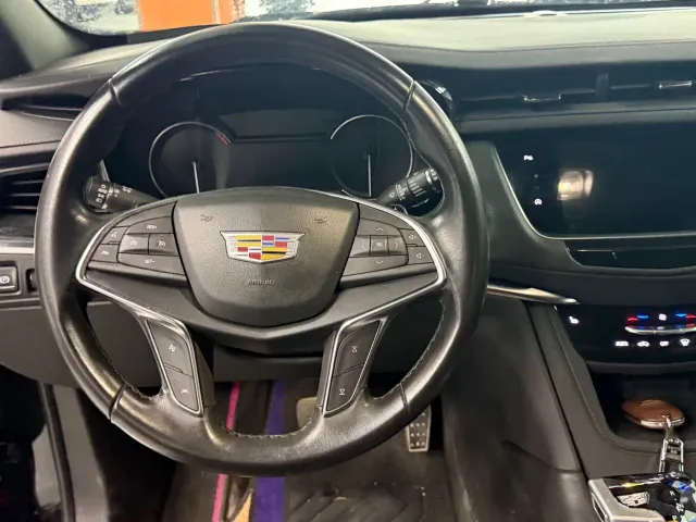 Cadillac XT5 — Фото автомобиля 8