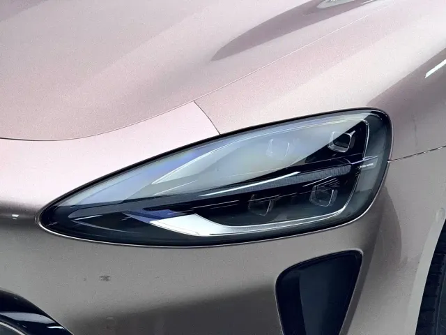 Xiaomi SU7 — Фото автомобиля 7