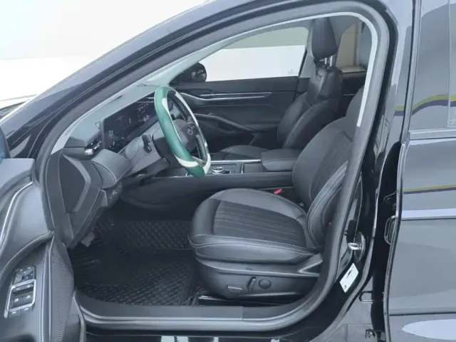 Ford Mondeo — Фото автомобиля 9