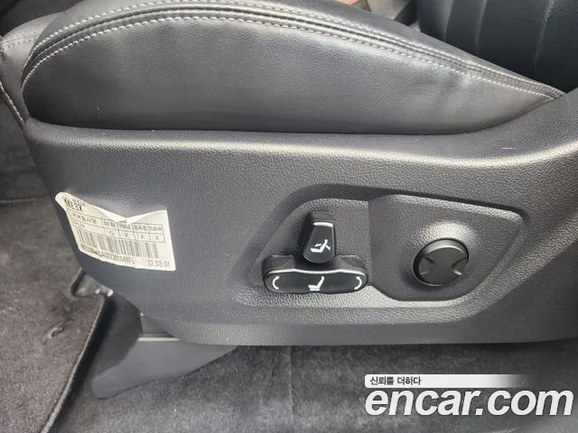 KG_Mobility_Ssangyong Rexton Новый Rexton Sport Khan Дизель 2.2 4WD — Фото автомобиля 18