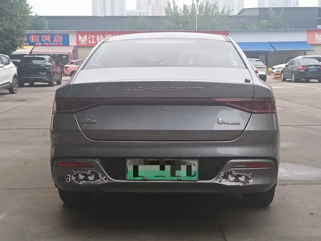 BYD Qin PLUS — Фото автомобиля 11
