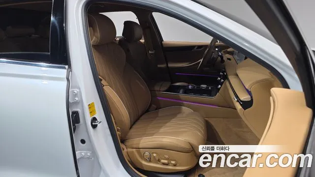 Genesis G80 RG3 — Фото автомобиля 16