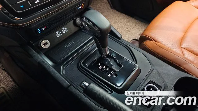 KG_Mobility_Ssangyong Rexton Новый Rexton Sport Khan Дизель 2.2 4WD — Фото автомобиля 9