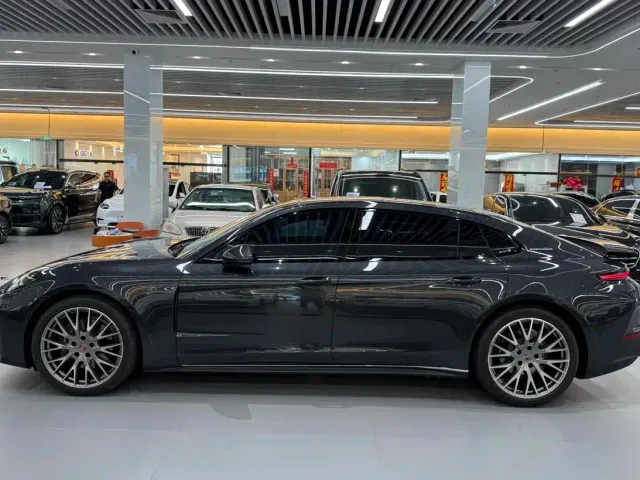Porsche Panamera — Фото автомобиля 7
