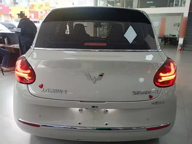 Wuling Bingo — Фото автомобиля 5