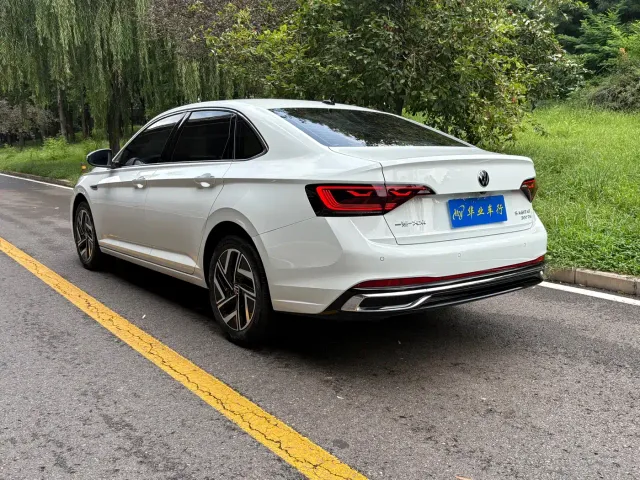 Volkswagen Sagitar — Фото автомобиля 12