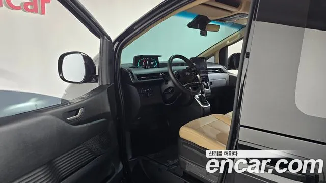 Hyundai Staria — Фото автомобиля 15