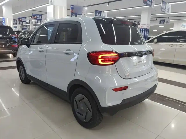 Leapmotor T03 — Фото автомобиля 4