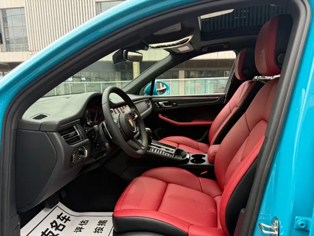 Porsche Macan — Фото автомобиля 20