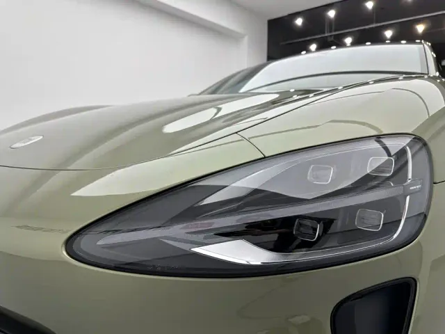 Xiaomi SU7 — Фото автомобиля 28