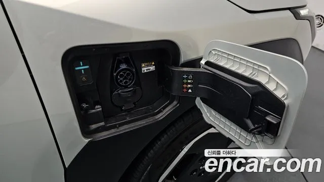 Kia EV3 — Фото автомобиля 30