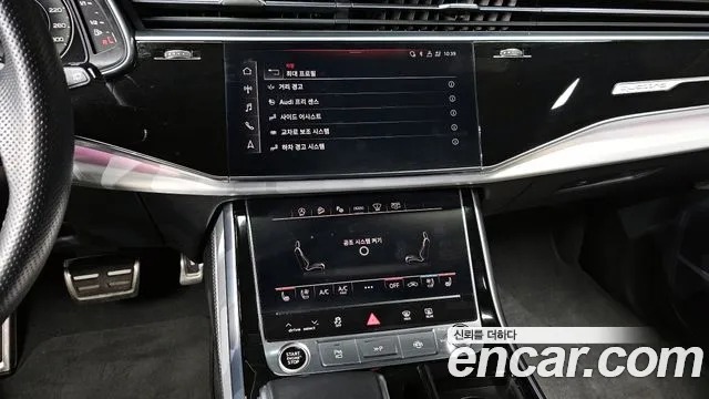 Audi Q8 55 TFSI quattro Premium — Фото автомобиля 19