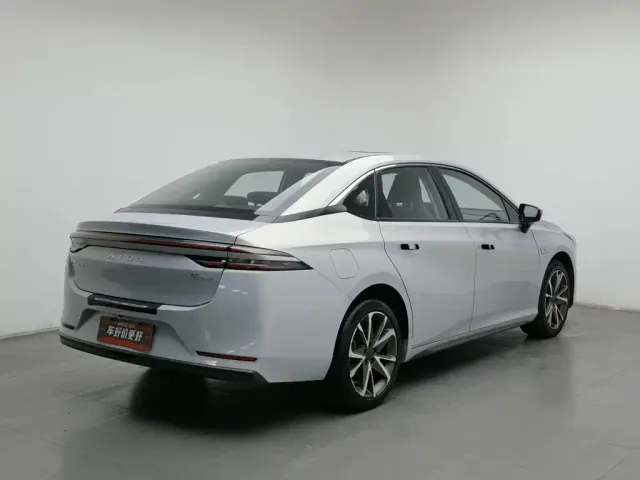 GAC Aion S Plus — Фото автомобиля 2