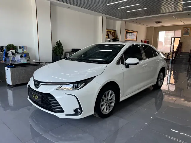 Фотография автомобиля — Toyota Corolla