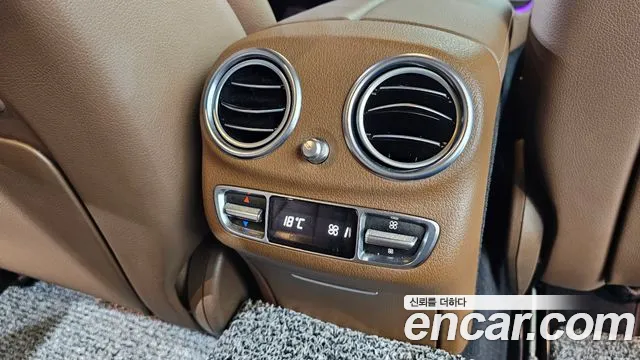 Mercedes-Benz E-Class W213 — Фото автомобиля 30