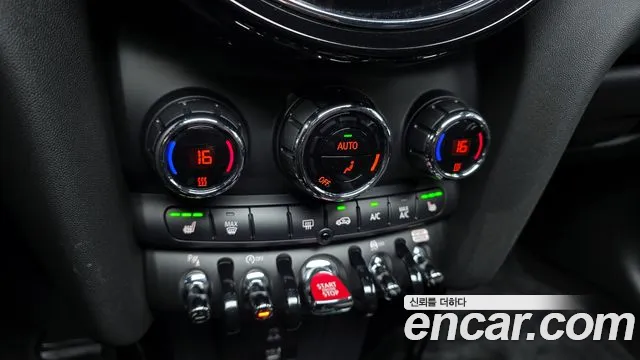 Mini Cooper — Фото автомобиля 13