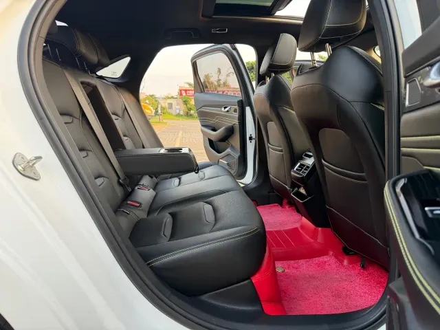 Geely Xingrui — Фото автомобиля 14