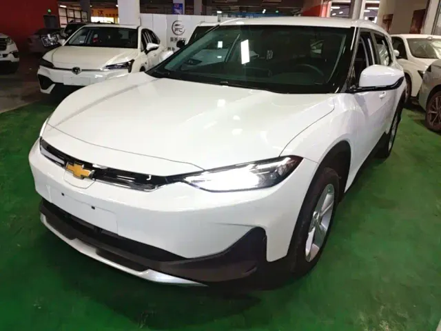 Фотография автомобиля — Chevrolet Menlo