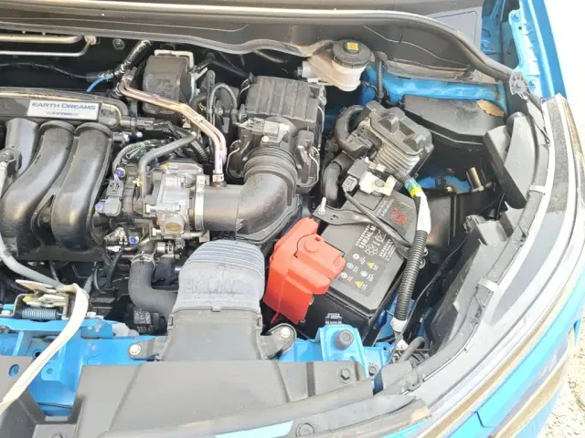 Honda Fit — Фото автомобиля 21