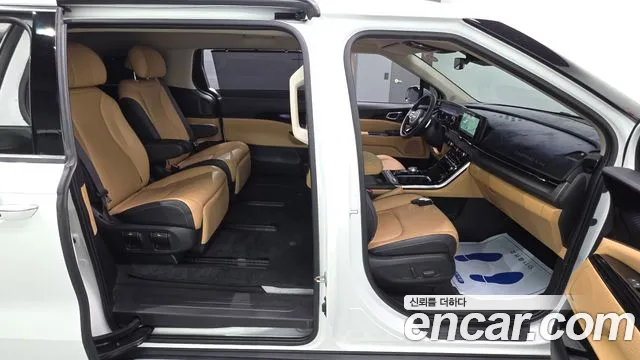Kia Canival Carnival 4 поколение Бензин 7 мест Signature — Фото автомобиля 11