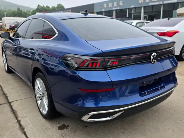 Volkswagen Lamando — Фото автомобиля 9