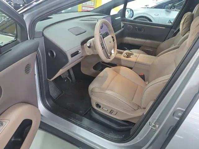 Li Auto i6 — Фото автомобиля 14