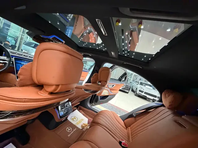 Mercedes-Benz S-Class — Фото автомобиля 14