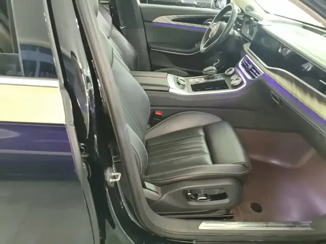 Hongqi H9 — Фото автомобиля 24