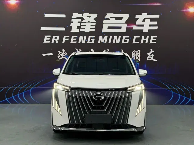GAC Trumpchi M8 — Фото автомобиля 2