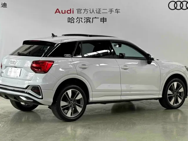 Audi Q2L — Фото автомобиля 2