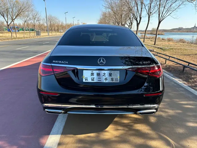 Mercedes-Benz Maybach S-Class — Фото автомобиля 17
