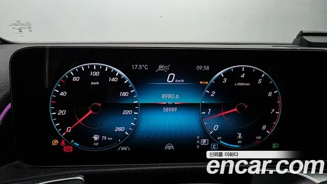 Mercedes-Benz GLB-Class — Фото автомобиля 11