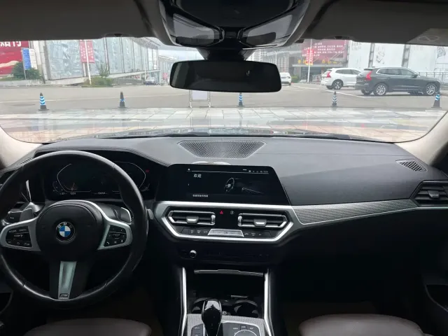 BMW 3 Series — Фото автомобиля 8