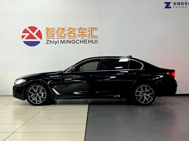 BMW 5 Series — Фото автомобиля 4