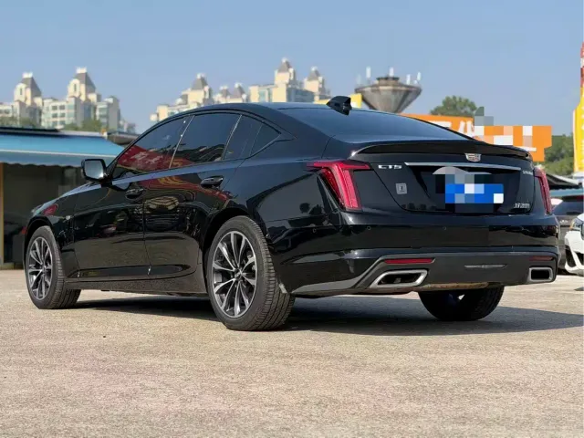 Cadillac CT5 — Фото автомобиля 6