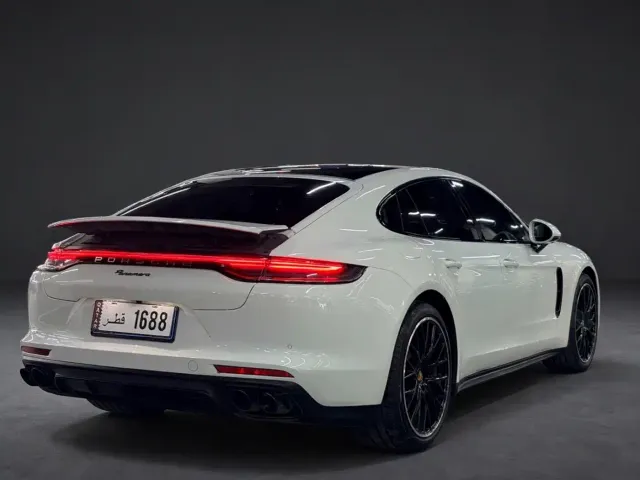 Porsche Panamera — Фото автомобиля 4