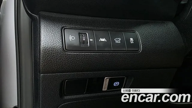 Hyundai Santafe Новый Santa Fe Бензин 2.5T 2WD — Фото автомобиля 16