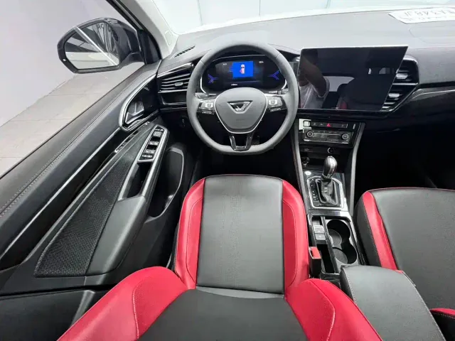 Jetta VS5 — Фото автомобиля 8