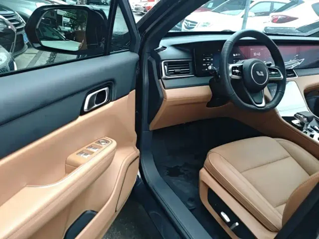 Li Auto ONE — Фото автомобиля 15