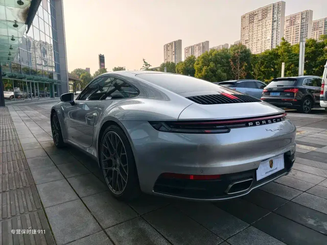 Porsche 911 — Фото автомобиля 7