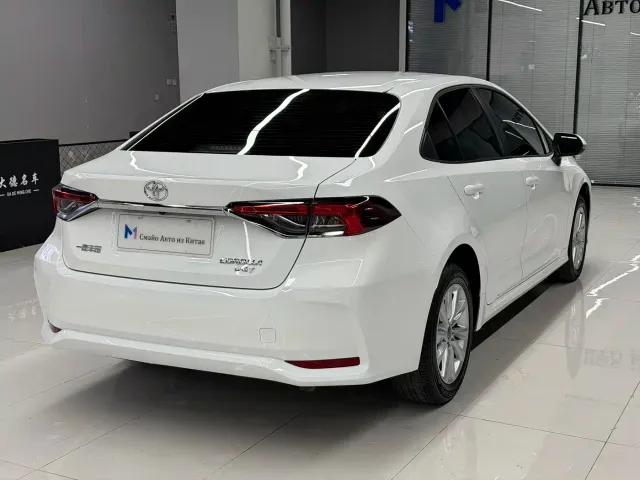 Toyota Corolla — Фото автомобиля 6
